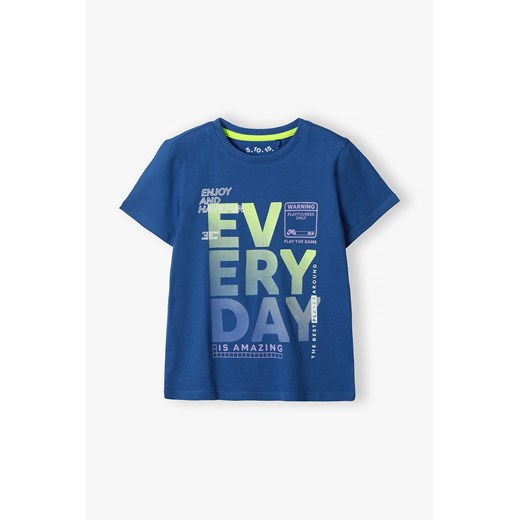 Niebieski t-shirt dla chłopca bawełniany z napisem- Everyday 5.10.15. 92 wyprzedaż 5.10.15