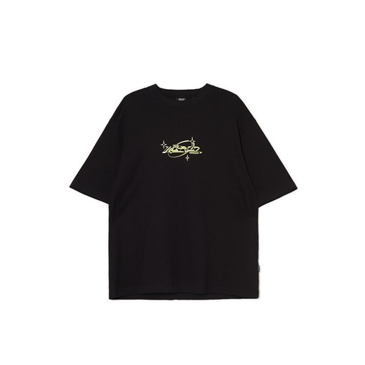 Cropp - Czarna koszulka z nadrukiem - czarny ze sklepu Cropp w kategorii T-shirty męskie - zdjęcie 171147950
