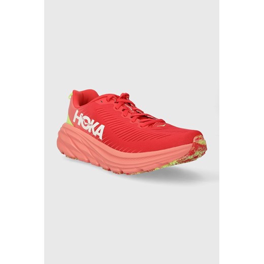 Hoka One One buty do biegania RINCON 3 kolor czerwony na płaskim obcasie 39 1/3 ANSWEAR.com