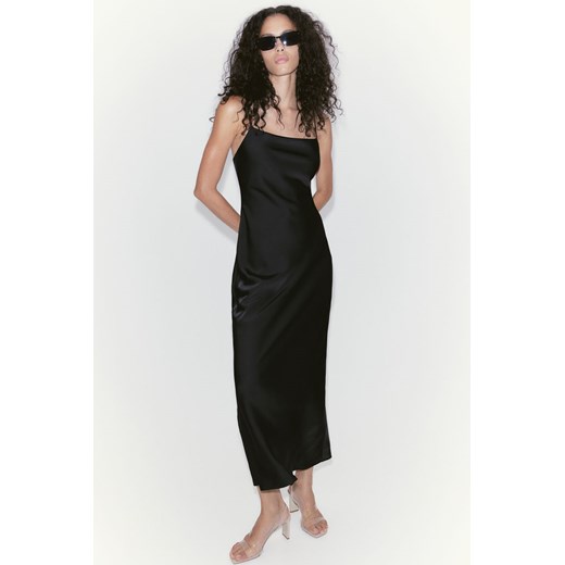 H & M - Satynowa sukienka z odkrytymi plecami - Czarny H & M XS H&M