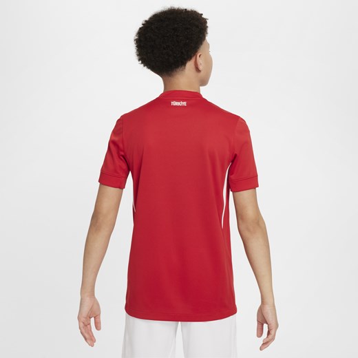 Czerwony t-shirt chłopięce Nike z nadrukami 