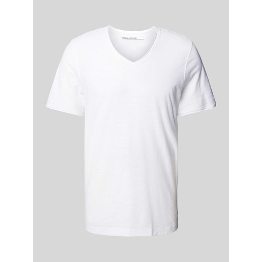 T-shirt z dekoltem w serek ze sklepu Peek&Cloppenburg  w kategorii T-shirty męskie - zdjęcie 171206544