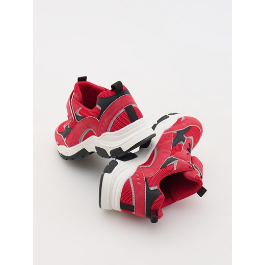 Reserved - Sportowe sneakersy - czerwony ze sklepu Reserved w kategorii Buty sportowe dziecięce - zdjęcie 171216881