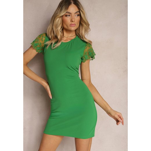 Zielona Casualowa Sukienka Ozdobiona Koronką na Rękawku Haaklanda ze sklepu Renee odzież w kategorii Sukienki - zdjęcie 171232672