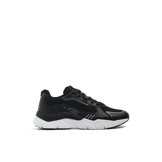 Cropp - Czarne sneakersy z efektem reflective - czarny ze sklepu Cropp w kategorii Buty sportowe męskie - zdjęcie 171257343