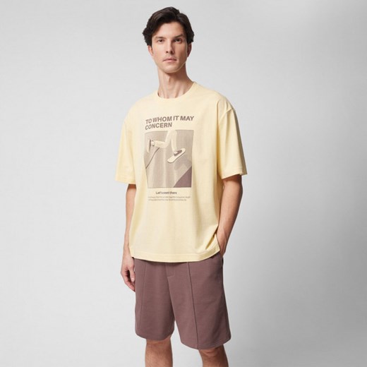 Męski t-shirt oversize z nadrukiem Outhorn OTHWSS24TTSHM1501 - żółty ze sklepu Sportstylestory.com w kategorii T-shirty męskie - zdjęcie 171316264