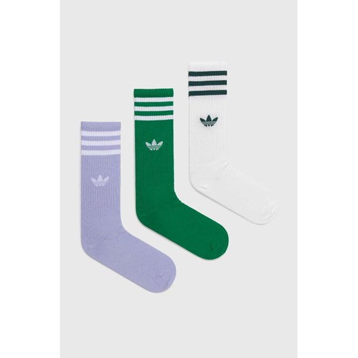 adidas Originals skarpetki 3-pack kolor fioletowy IU2655 ze sklepu ANSWEAR.com w kategorii Skarpetki damskie - zdjęcie 171323722