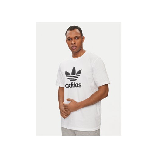 adidas T-Shirt adicolor Trefoil IV5353 Biały Regular Fit ze sklepu MODIVO w kategorii T-shirty męskie - zdjęcie 171341961