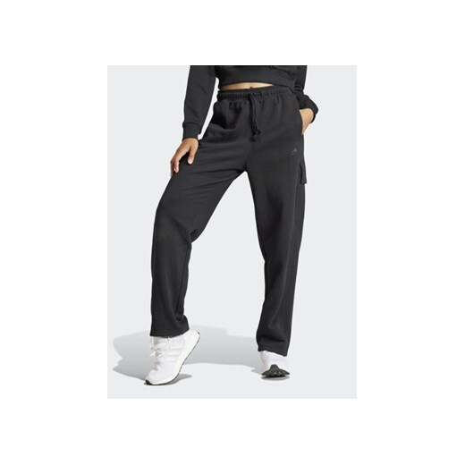 adidas Spodnie dresowe ALL SZN Fleece Cargo IW1215 Czarny Loose Fit ze sklepu MODIVO w kategorii Spodnie damskie - zdjęcie 171345073