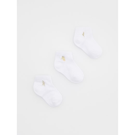 Reserved - Bawełniane skarpetki z haftem 3 pack - biały ze sklepu Reserved w kategorii Skarpetki dziecięce - zdjęcie 171350782