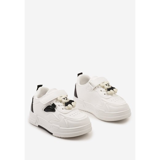 Biało-Czarne Płaskie Buty Sportowe na Rzep ze Sznurowaniem i Aplikacją 3D Vianella ze sklepu born2be.pl w kategorii Buty sportowe dziecięce - zdjęcie 171358633
