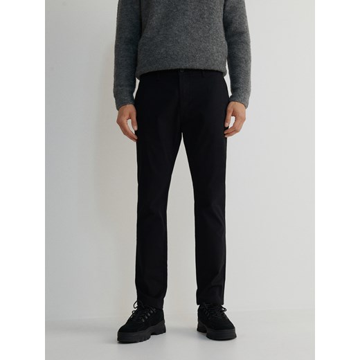 Reserved - Spodnie chino slim fit - czarny ze sklepu Reserved w kategorii Spodnie męskie - zdjęcie 171371531