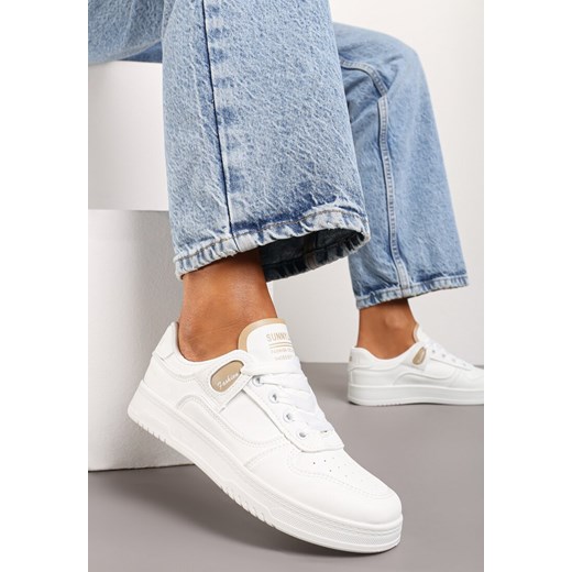 Biało-Beżowe Sneakersy na Grubej Podeszwie przed Kostkę z Perforacją Rarissa ze sklepu born2be.pl w kategorii Buty sportowe damskie - zdjęcie 171372363