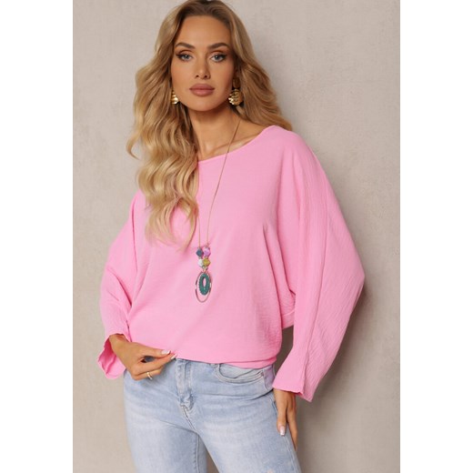 Różowa Bluzka o Fasonie Nietoperza z Naszyjnikiem Kenola ze sklepu Renee odzież w kategorii Bluzki damskie - zdjęcie 171396402