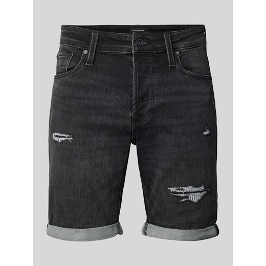 Szorty jeansowe z przetarciami ze sklepu Peek&Cloppenburg  w kategorii Spodenki męskie - zdjęcie 171406101
