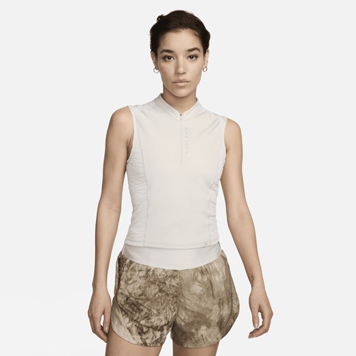 Bluzka damska Nike w sportowym stylu z okrągłym dekoltem bez rękawów 