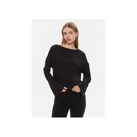 Gina Tricot Bluzka 22672 Czarny Regular Fit ze sklepu MODIVO w kategorii Bluzki damskie - zdjęcie 171454462