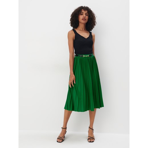 Mohito - Plisowana zielona spódnica midi - zielony ze sklepu Mohito w kategorii Spódnice - zdjęcie 171473794