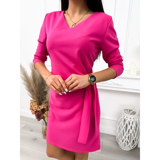 Sukienka Modnakiecka.pl kopertowa midi z dekoltem v wiosenna 