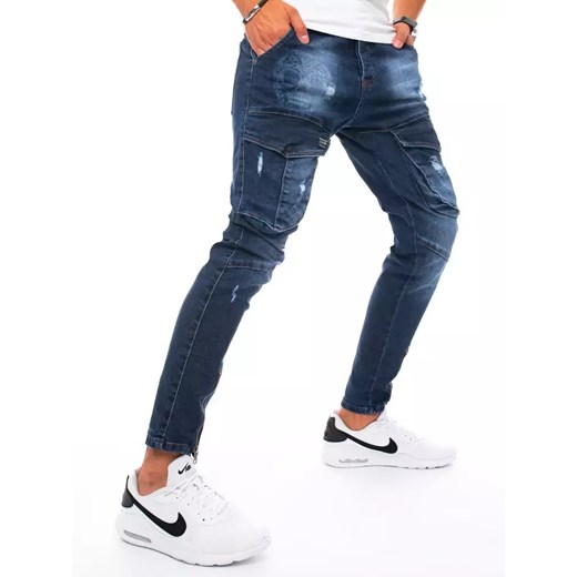 Spodnie męskie jeansowe typu bojówki ciemnoniebieskie Dstreet UX3292 ze sklepu DSTREET.PL w kategorii Jeansy męskie - zdjęcie 171486163