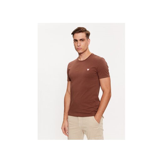 Guess T-Shirt M2YI24 J1314 Brązowy Slim Fit ze sklepu MODIVO w kategorii T-shirty męskie - zdjęcie 171495353
