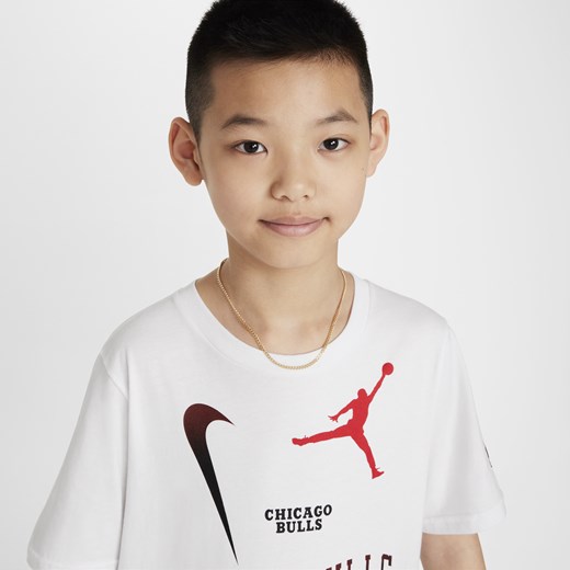 T-shirt dla dużych dzieci Jordan NBA Max90 Chicago Bulls Courtside Statement Jordan M Nike poland