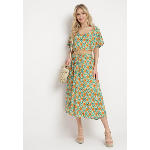 Zielono-Pomarańczowa Sukienka Rozkloszowana z Mozaikowym Wzorem z Wiskozy Kaliane ze sklepu Born2be Odzież w kategorii Sukienki - zdjęcie 171523164