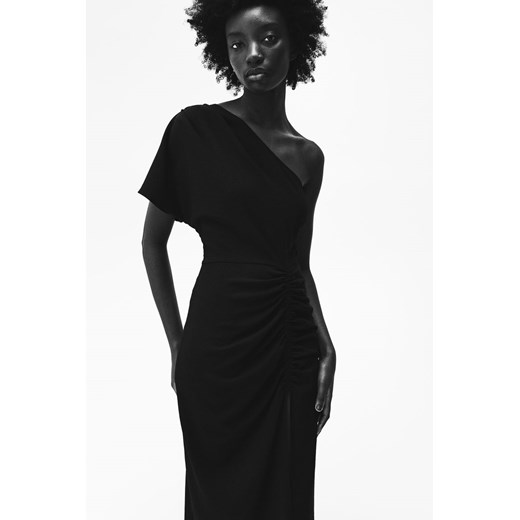 H & M - Drapowana sukienka na jedno ramię - Czarny H & M L H&M