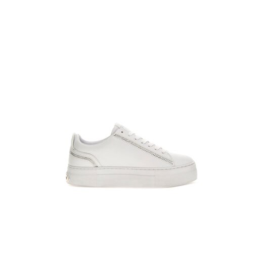 Guess Sneakersy Gianele2 FL7G2N ELE12 Biały ze sklepu MODIVO w kategorii Buty sportowe damskie - zdjęcie 171530481