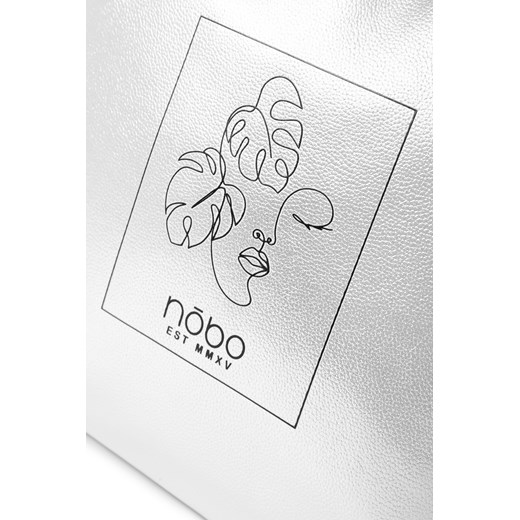 Listonoszka Nobo z metalicznym wykończeniem srebrna Nobo One size wyprzedaż NOBOBAGS.COM