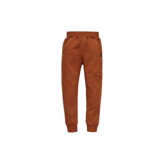 Brązowe spodnie dresowe dla chłopca OLIVIER - Pinokio ze sklepu 5.10.15 w kategorii Spodnie chłopięce - zdjęcie 171546042