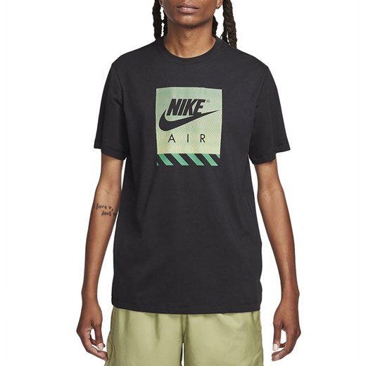 Koszulka Nike Sportswear FQ3794-010 - czarna ze sklepu streetstyle24.pl w kategorii T-shirty męskie - zdjęcie 171549972