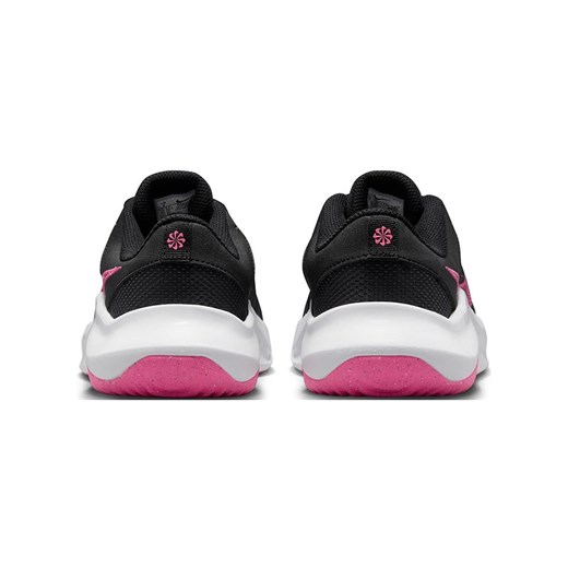 Buty sportowe damskie Nike wiązane 