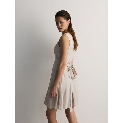 Reserved - Sukienka mini - beżowy ze sklepu Reserved w kategorii Sukienki - zdjęcie 171556484