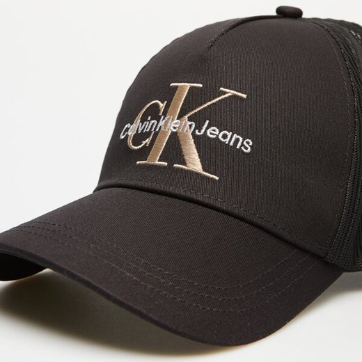 CALVIN KLEIN CZAPKA MONOGRAM TRUCKER CAP Calvin Klein ONE SIZE Symbiosis