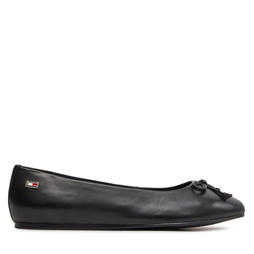 Baleriny Tommy Hilfiger Essential Chic Ballerina FW0FW08059 Czarny ze sklepu eobuwie.pl w kategorii Balerinki - zdjęcie 171569662