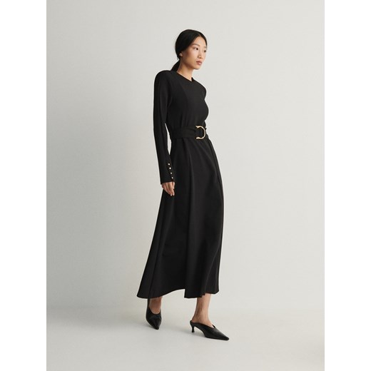Reserved - Sukienka z paskiem w talii - czarny ze sklepu Reserved w kategorii Sukienki - zdjęcie 171580603