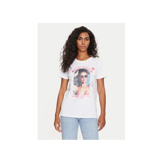 Guess T-Shirt Ss Malibu Girl Easy W4GI54 K9RM1 Biały Regular Fit ze sklepu MODIVO w kategorii Bluzki damskie - zdjęcie 171586803