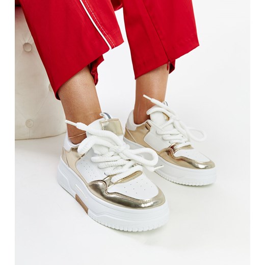 Biało-złote sneakersy na wysokiej platformie Farkas ze sklepu gemre w kategorii Trampki damskie - zdjęcie 171589380