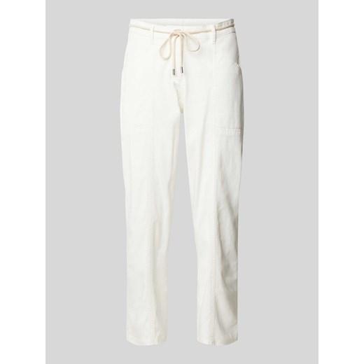 Spodnie w jednolitym kolorze z wiązanym paskiem ze sklepu Peek&Cloppenburg  w kategorii Spodnie damskie - zdjęcie 171589612