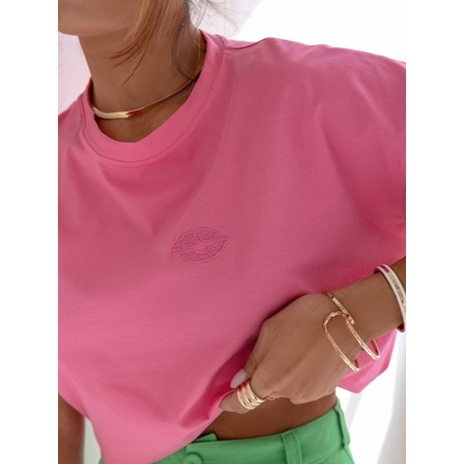 Bluzka damska różowa Lisa Mayo z haftem z krótkim rękawem klasyczna 