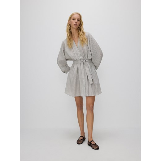 Reserved - Mini sukienka z paskiem - jasnoszary ze sklepu Reserved w kategorii Sukienki - zdjęcie 171710511