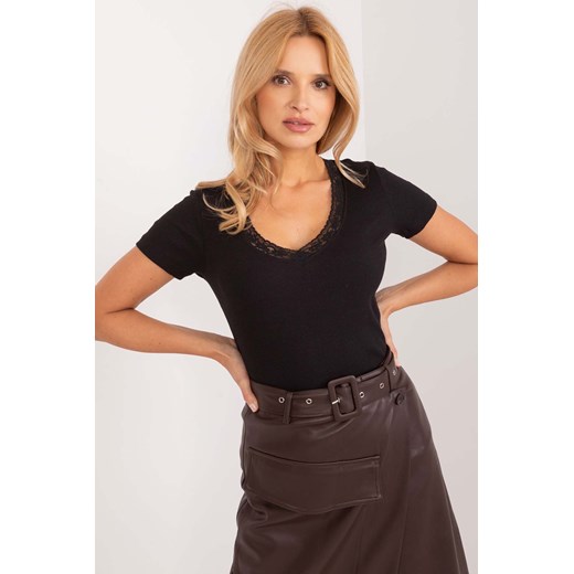 Prążkowana bluzka damska z koronką Sublevel czarna ze sklepu 5.10.15 w kategorii Bluzki damskie - zdjęcie 171933034