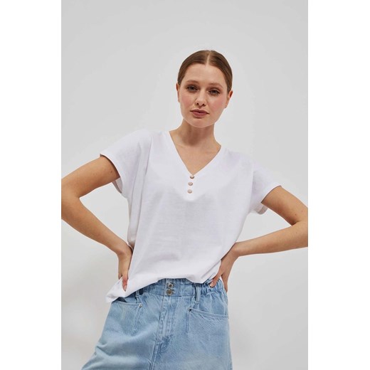 T-shirt z dekoltem w serek i guzikami biały ze sklepu 5.10.15 w kategorii Bluzki damskie - zdjęcie 171933083