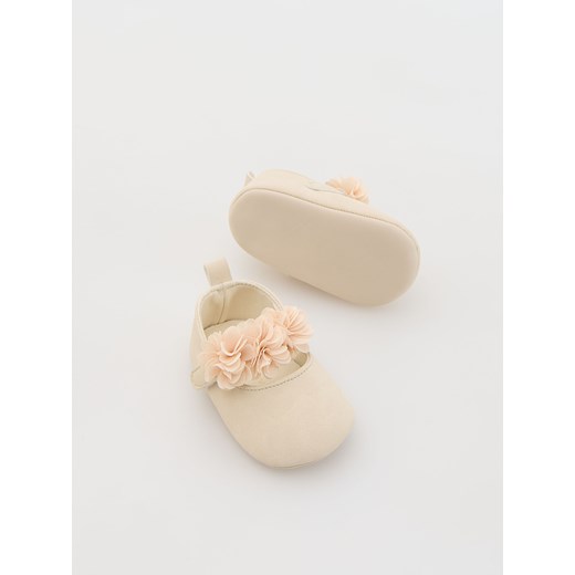 Buciki niemowlęce Reserved 