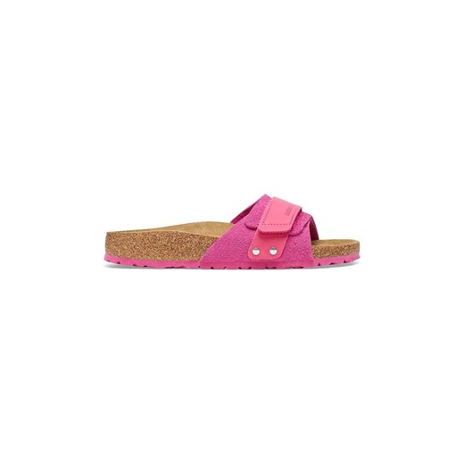 Birkenstock klapki zamszowe Oita damskie kolor różowy 1026546 ze sklepu PRM w kategorii Klapki damskie - zdjęcie 171962353