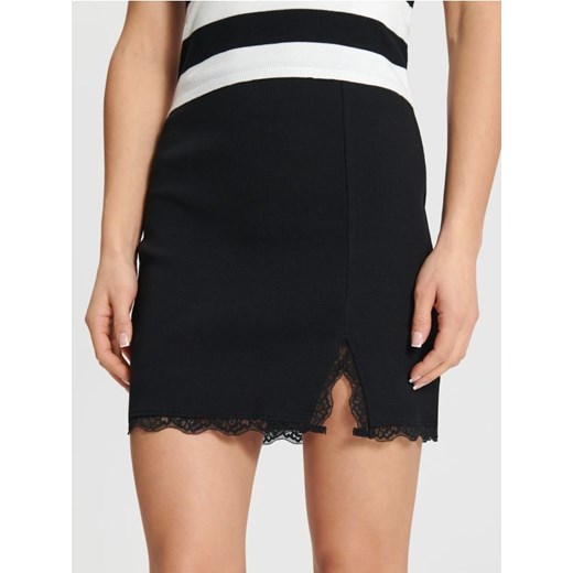 Sinsay - Spódnica mini prążkowana - czarny ze sklepu Sinsay w kategorii Spódnice - zdjęcie 171979941