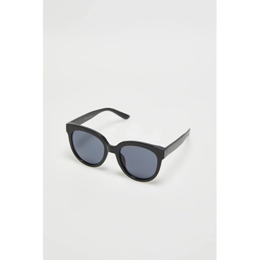 Okulary damskie z plastikowymi oprawkami czarne ze sklepu Moodo.pl w kategorii Okulary przeciwsłoneczne damskie - zdjęcie 171998833