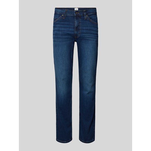 Jeansy o kroju straight fit z naszywką z logo model ‘TRAMPER’ ze sklepu Peek&Cloppenburg  w kategorii Jeansy męskie - zdjęcie 172005452