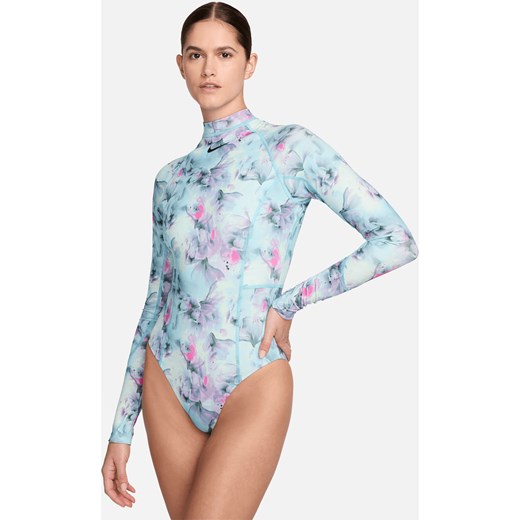 Jednoczęściowy damski kostium kąpielowy z długim rękawem Nike Swim Hydralock Fusion - Niebieski ze sklepu Nike poland w kategorii Stroje kąpielowe - zdjęcie 172023823